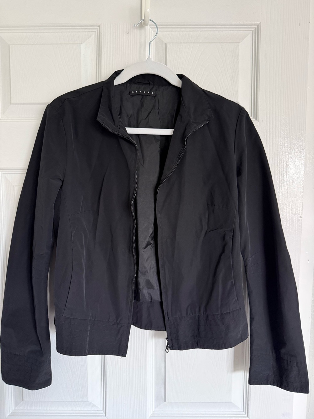 Sisley Black Women's Lightweight Zip-Front Jacket